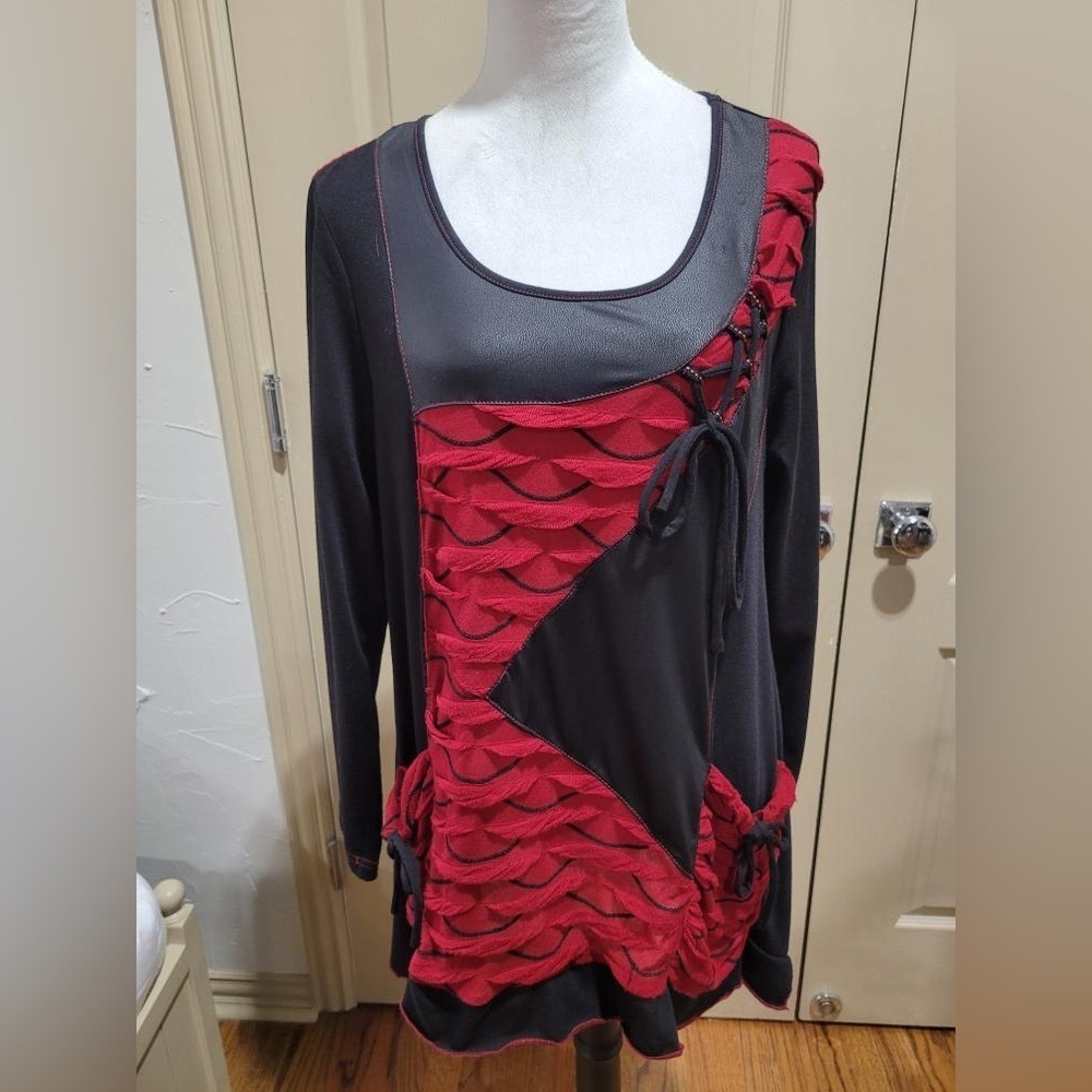 Dalin Multimedia Long Sleeve Blouse Size Large